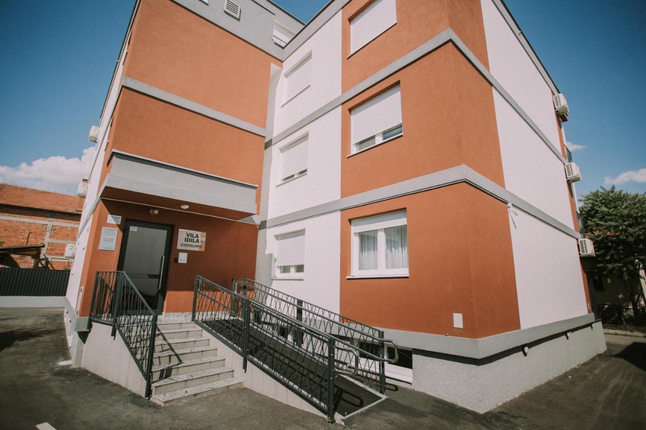 Apartment Vila Idila Tuzla Exterior photo